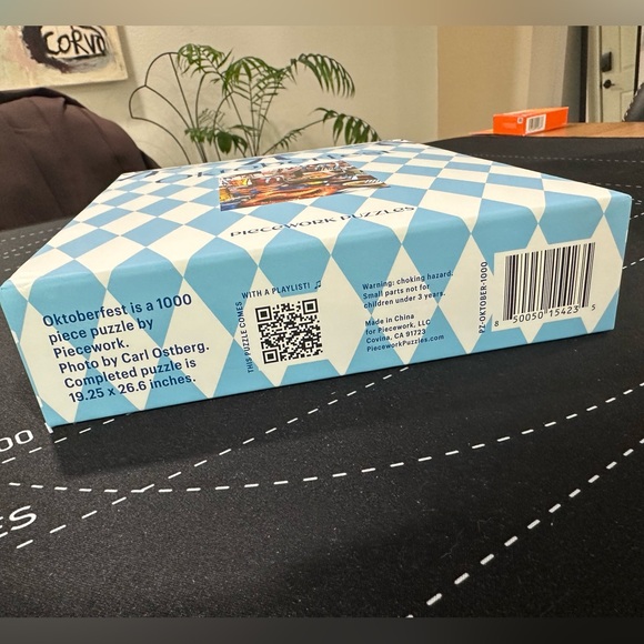 Piecework Oktoberfest 1000 Piece Puzzle - Picture 6 of 10